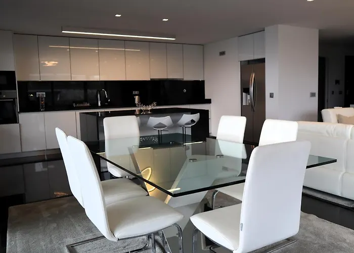 Seaside Xxi-10, By Op Funchal (Madeira)